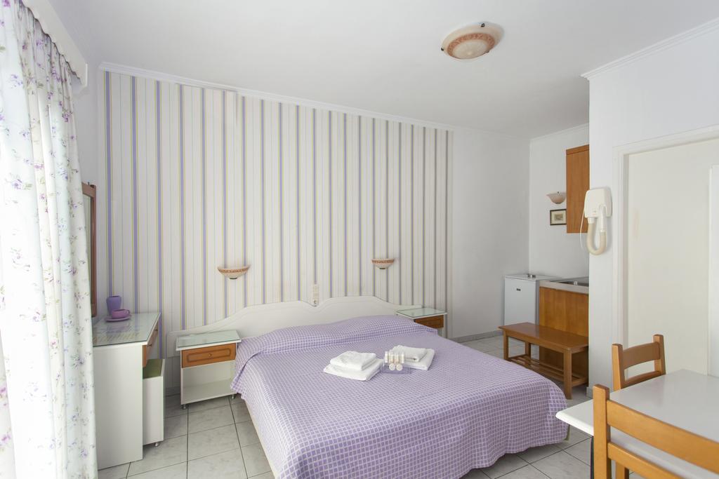Ionio Gastronomy Suites Ammoudia Værelse billede